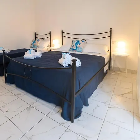 Hippocampus לינה וארוחת בוקר